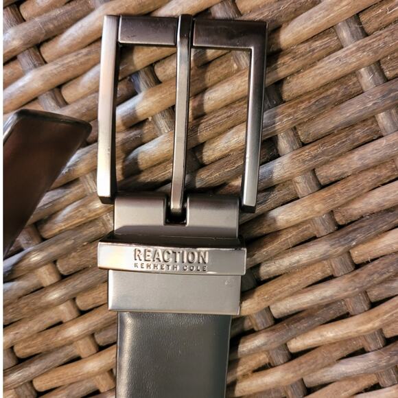 Kenneth Cole Reversible Belt XL Brown Black Chrome Buckle Classic Neutral 49" - Picture 3 of 9